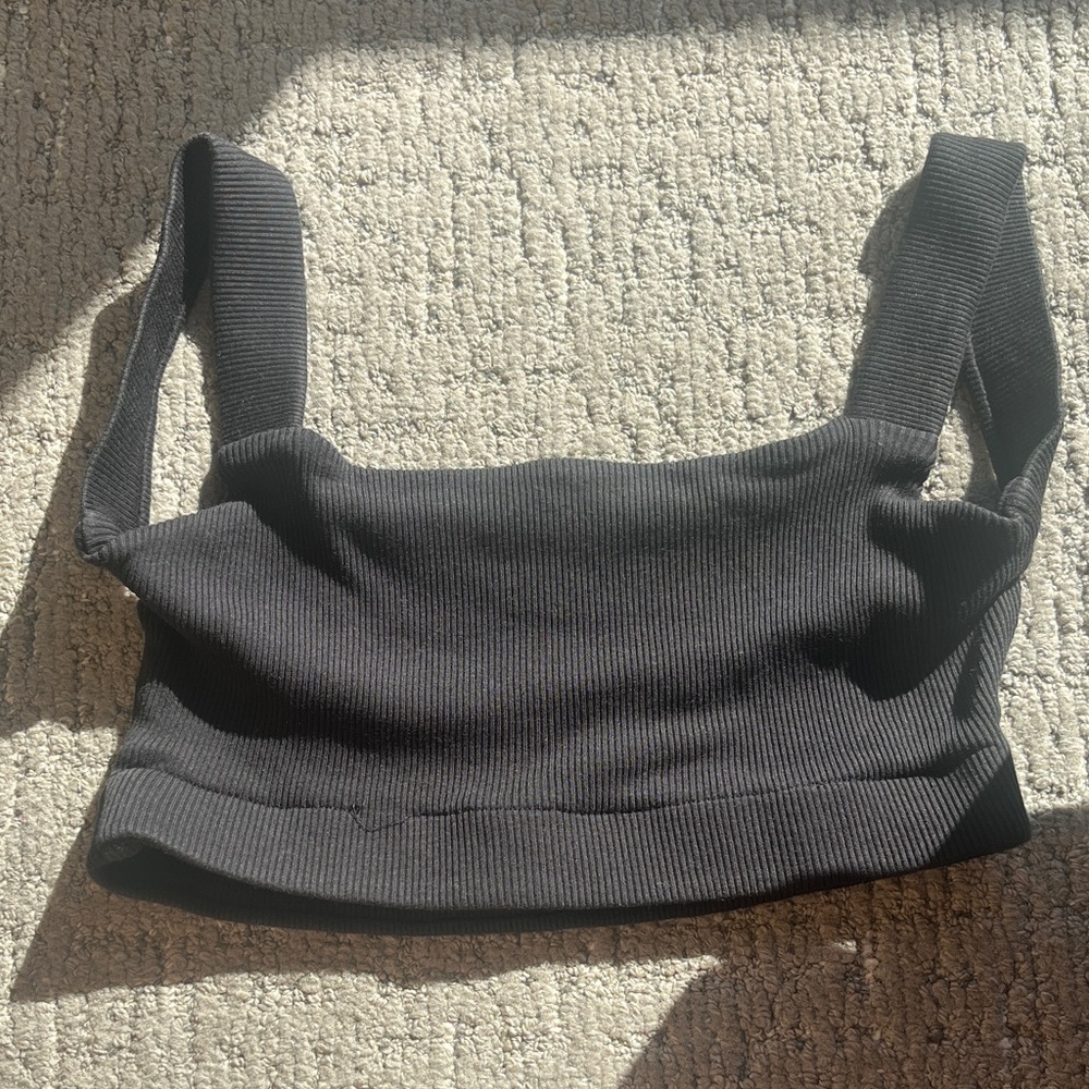 Nia Thomas Open back Black Ribbed Square-Neck Crop Top